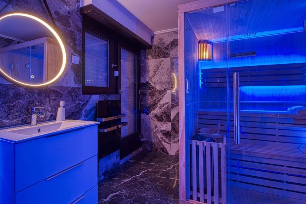 Appart Hotel Avec Sauna, Jacuzzi, 스트라스부르 외부 사진
