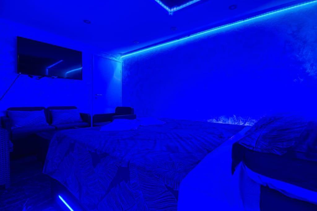 Appart Hotel Avec Sauna, Jacuzzi, 스트라스부르 외부 사진